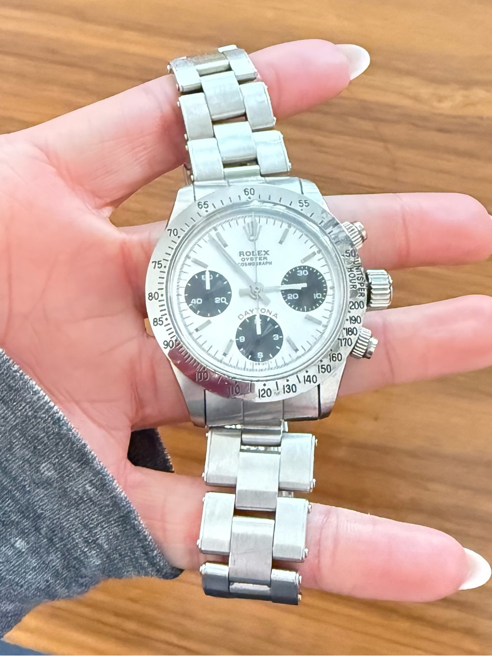 Fake Male Rolex - Picture 2 of 5